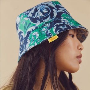 NWT! Free People Sibyl Bucket Hat